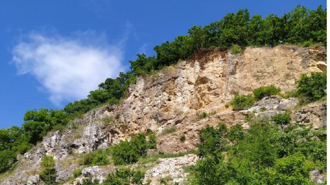 Mészkőbányáról kép